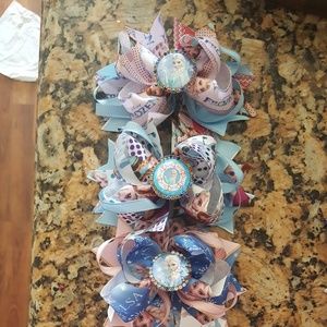 Girls 5 inch frozen bows
